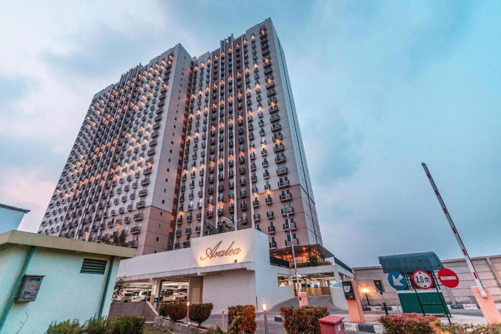 Azalea Suites Cikarang By Jayakarta Group Bekasi Ngoại thất bức ảnh